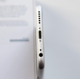 Оригинальный Apple iPhone 6S 64GB, в заводской пленке, с родной коробкой, оригин. . фото 6