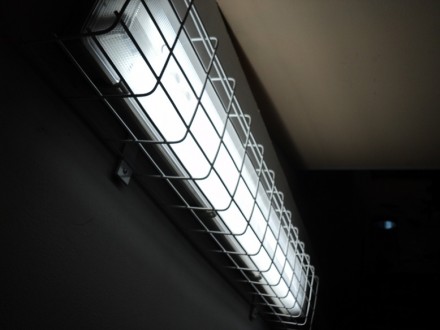 Производим и продаем антивандальные решетки на люминесцентные светильники. Разме. . фото 4