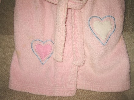Детский розовый махровый халат HB Fashion. 
Украшен аппликациями-сердечками, 10. . фото 5