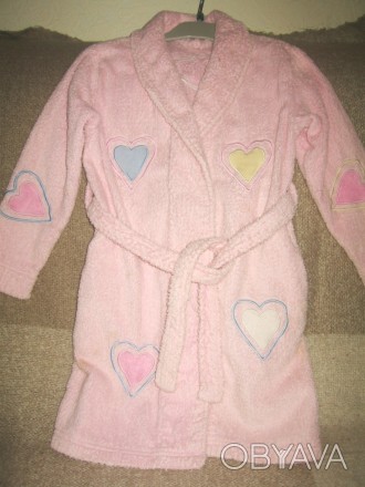 Детский розовый махровый халат HB Fashion. 
Украшен аппликациями-сердечками, 10. . фото 1