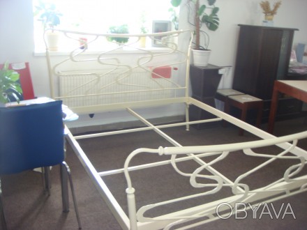Ексклюзивне коване ліжко. Розмір матраса: ширина -1,60 м., довжина - 2м. індивід. . фото 1