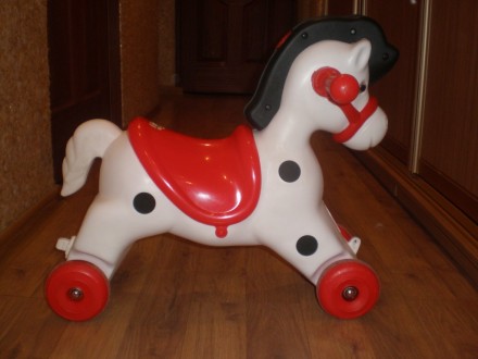 Продам качалку-каталку "Лошадка"  со съемным поддоном и колесиками для детей от . . фото 8