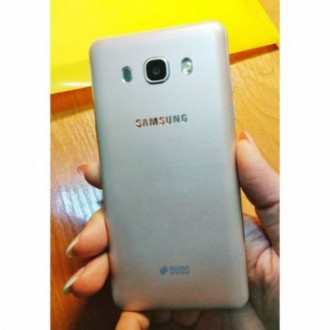 Samsung galaxy J5 (2016)
Диагональ экрана: 5.2";
Разрешение экрана: 1280x720;
. . фото 4