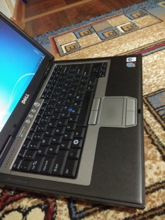 Двухядерный ноутбук Dell D 620 14" core 2 duo Процессор - Intel core T7400/ 2.13. . фото 2