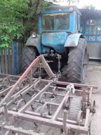 продам трактор мтз-50 с плугом и культиватором в хорошем состоянии на ходу.подро. . фото 3
