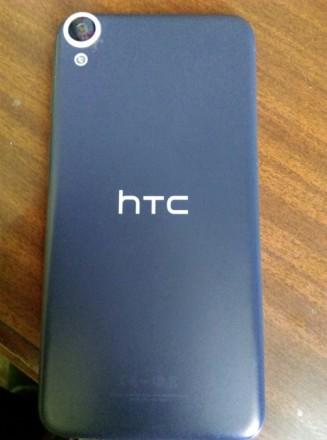 HTC Desire 820 — смартфон с одной SIM-картой типа Nano-SIM. Оснащен экраном 5.5". . фото 4