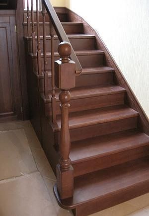 Изготовление деревянных лестниц любой сложности.Рестоврация.. . фото 5