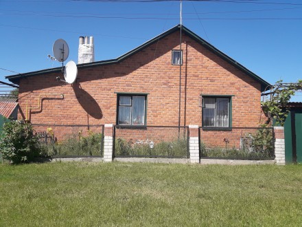 Продается жилой дом в пгт. Репки (Черниговская область).
Дом расположен по улиц. Репки. фото 2
