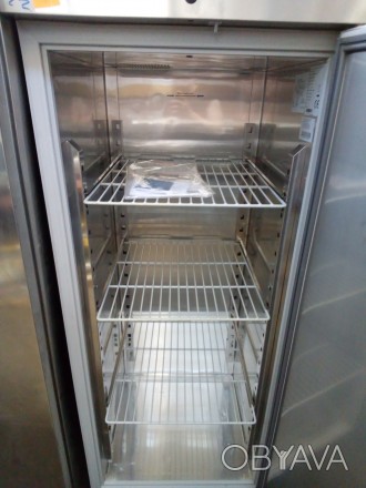 Новый морозильный шкаф с нержавейки Mastro BMB0002/FI.
Охлаждение статическое и. . фото 1
