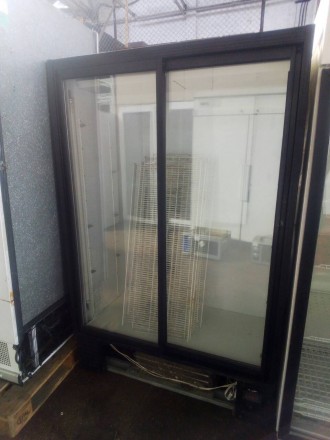 Продам шкаф холодильный витрину со стеклом INTER 800Т Ш-0,8-СКР. Не брендированн. . фото 2