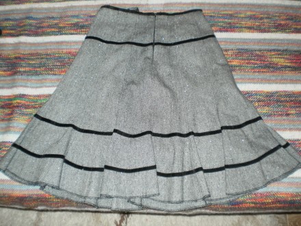 Продаю юбку на подкладке , 15 % шерсти, 12 - ти клинка, поперечные полоски - бар. . фото 5