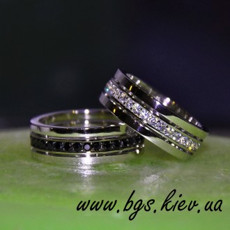 Обручальные кольца с черными бриллиантами http://bgs.kiev.ua/koltsa-s-chernymi-b. . фото 2