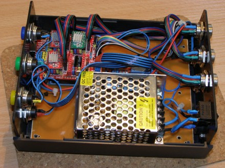 Блок управления ЧПУ на Arduino UNO
Блок управления предназначен для малых станк. . фото 4