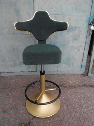 Компания производитель SPDS Group предлагает высокие барные стулья под игровые с. . фото 8