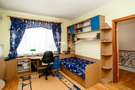 …4 комнатная квартира в Чернигове по ул. Воровского (р-н Центр), общей площадью . . фото 10