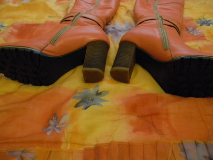 Зимові жіночі чобітки українського виробництва з натуральної шкіри, з натуральни. . фото 6