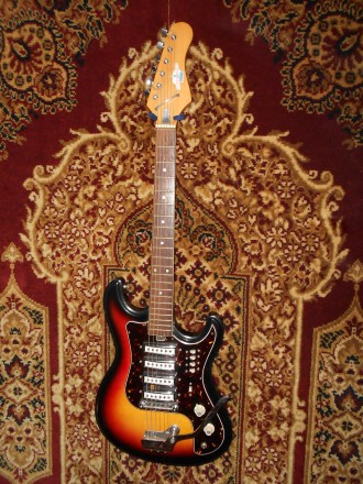 Редкая и раритетная гитара из 60х годов,Япония.Все работает,электроника вся родн. . фото 2