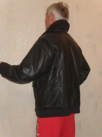 Есть также много других хороших кожаных и мембранных курток / брюк из мембранной. . фото 5
