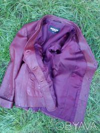 Куртка натур кожа бордо ( цвет спелой черешни), в очень хорошем состоянии'р 52-5. . фото 8
