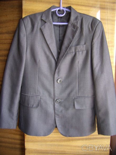Школьный пиджак на мальчика фирмы VELS. Рост 134 см (на очень худенького мальчик. . фото 1