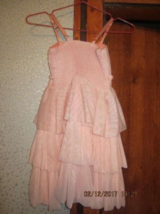 Очень красивое и нарядное платье с болеро розового цвета на возраст 4-6 лет. . фото 4