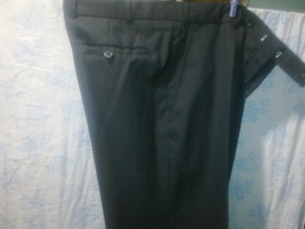 Продам новые школьные брюки черного цвета размером 48-50, рост 3, из прочной и к. . фото 8