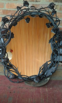 Кованое зеркало с элементами художественной ковки ручная работа. . фото 2