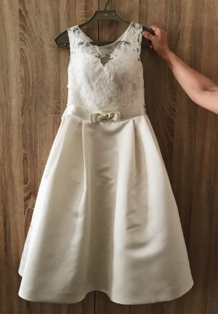 Продаю своё чудесное свадебное платье (ниже колен, в отличном состоянии, б/у 1 р. . фото 4