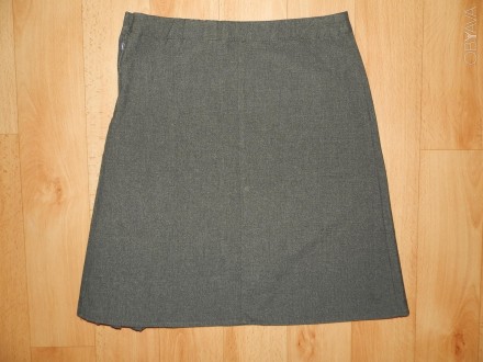 Описание

Продам две фирменные юбки на р.140-146 см б/у в отличном состоянии, . . фото 5