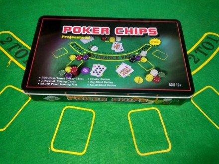 Набор для игры в покер в алюминиевой коробке на 300 фишек с номиналом новый. В п. . фото 2