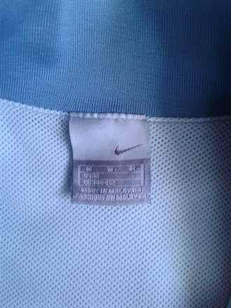 Куртка спортивного стилю плащова тканина на сіточній підкладці голубого кольору . . фото 3