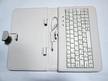 Чехол клавиатура для планшета 7 EN-Rus USB Белый
Отличный чехол с качественной . . фото 2