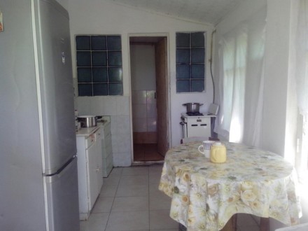Сдам СВОИ 2 комнаты в доме для 1-2 человек каждая (общие большая кухня + т/душ) . Суворовский. фото 2