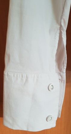 Белая стрейчевая блуза CKA-ly.Размер 44. По замерам: длина 57/35 см, ПОГ – 42,5 . . фото 6