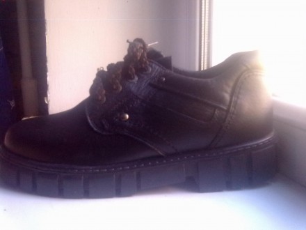 Кожаные, черные, осенние туфли от Львовской фабрики "Мальви", р.39, прочная подо. . фото 4