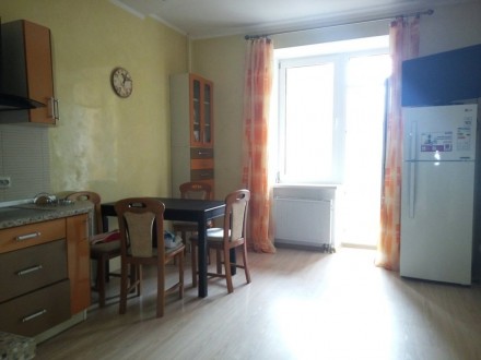 В продаже 3- комнатная квартира в современном кирпичном, малоквартирном доме в А. Приморский. фото 13