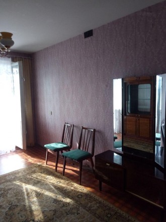 Квартира в жилом состоянии, чистая и ухоженная.Расположена по ул.Нарбутовской 18. Пятихатки. фото 5