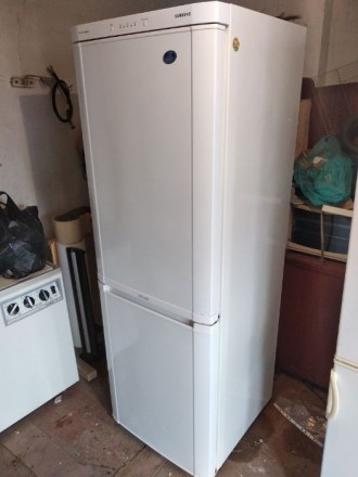 Холодильник Samsung No Frost в хорошем состоянии, полностью исправен, в ремонте . . фото 5