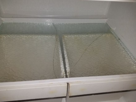 НЕ РАБОЧИЙ Холодильник Атлант,б/у покупался с рук, через год сломался компрессор. . фото 5