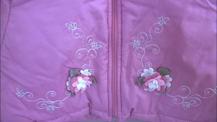 Продається зимова курточка, рожевого кольору для дівчинки у відмінному стані, рі. . фото 8