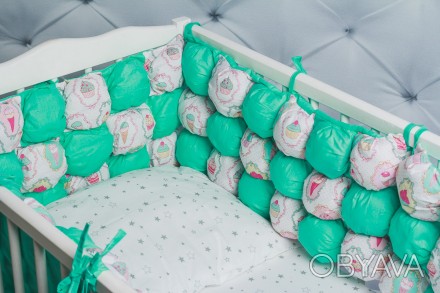 Защитные бортики в кроватку создадут уютную атмосферу, уберегут малыша от сквозн. . фото 1