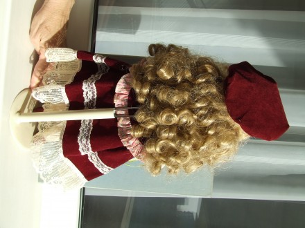 Фарфоровая Колекционная Германская кукла № 724 В раз.45х15см. состояние Люкс + п. . фото 5