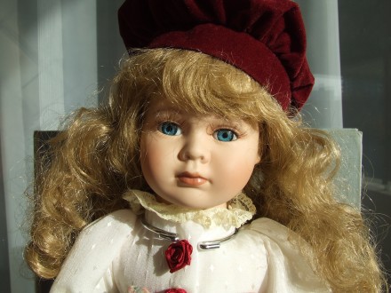 Фарфоровая Колекционная Германская кукла № 724 В раз.45х15см. состояние Люкс + п. . фото 7