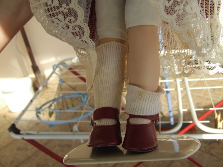 Фарфоровая Колекционная Германская кукла № 724 В раз.45х15см. состояние Люкс + п. . фото 10