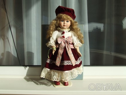 Фарфоровая Колекционная Германская кукла № 724 В раз.45х15см. состояние Люкс + п. . фото 1