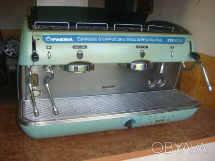 Кофейна машина 2-х позиційна, модель FAEMA E92 Elite, з підігрівом чашок і збива. . фото 1