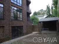 Продается 4-х комнатная квартира общей площадью 96 кв.м. в новом клубном доме по. Гагарина. фото 2