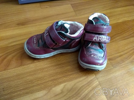 Утепленные ботиночки ARIAL на размер 19, полная длина стельки 12см, но на ножку . . фото 1