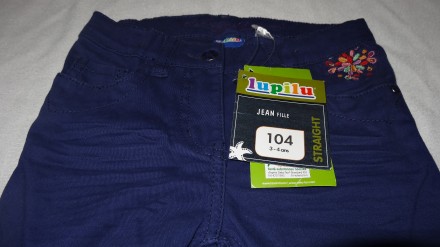 Классные стрейчевые джинсы от LUPILU®
для девочки р.104 германского торгового д. . фото 3