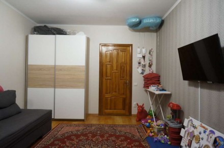 Продам 3-комнатную квартиру. Киев, ул.Зои Гайдай. Ремонт, мебель, бытовая техник. . фото 2